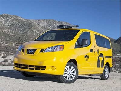 Таксопарк Нью-Йорка переведут на минивэн Nissan