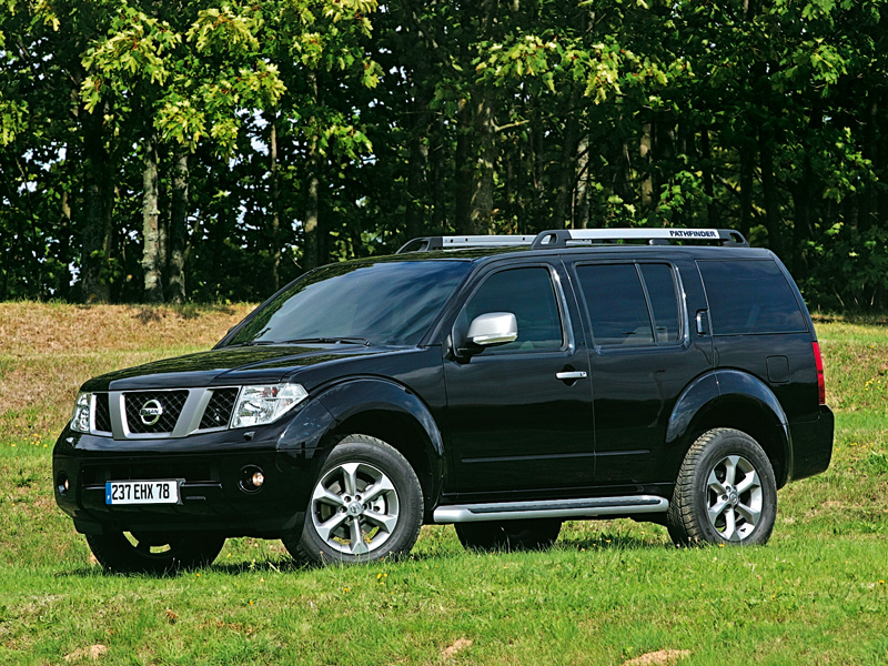 Nissan pathfinder or toyota prado #3